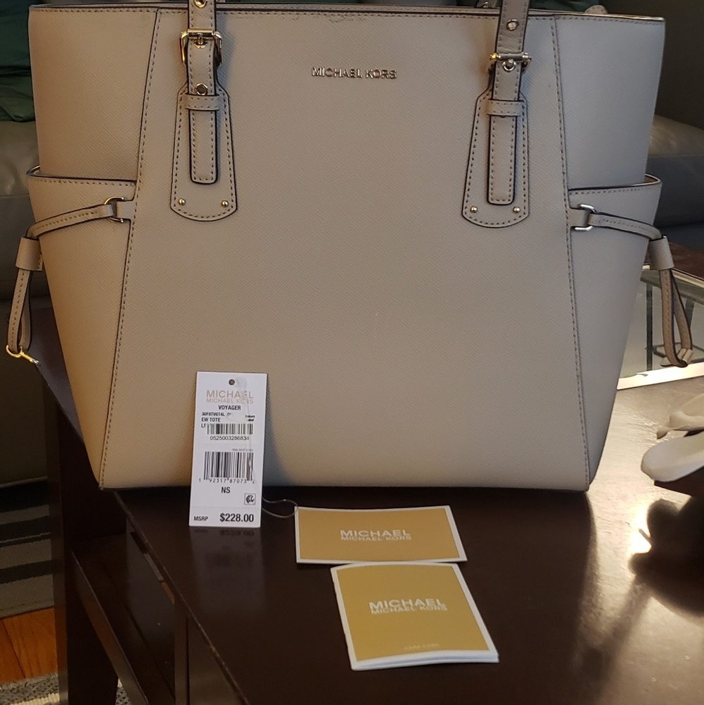 Michael Kors   bag